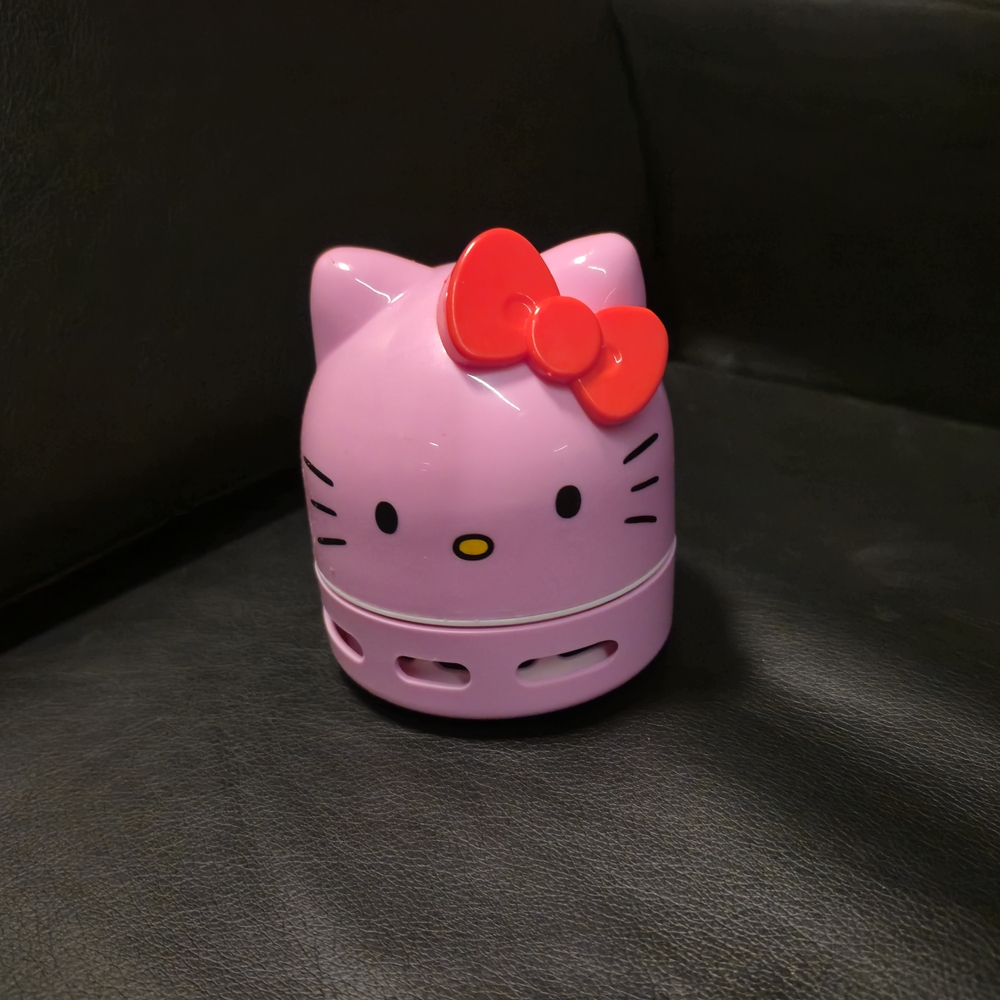 Hello Kitty Pink Vanity Vacuum